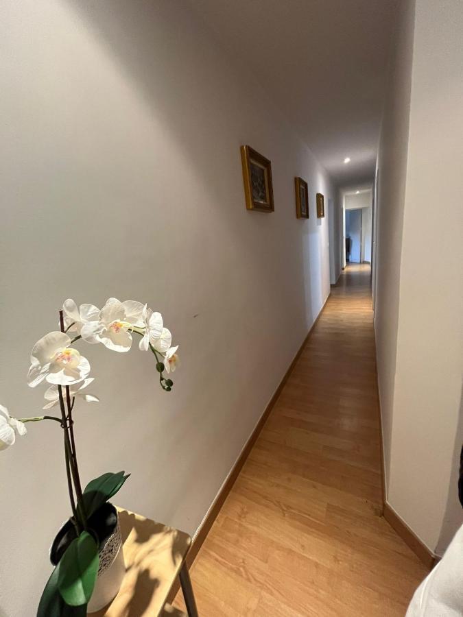 Habitacion Matrimonial En Piso Compartido En El Centro De Madrid Apartment Exterior photo